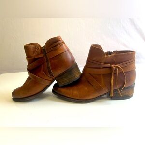 Born Women’s Montilla Leather Boho Western Casual Bootie Size 11